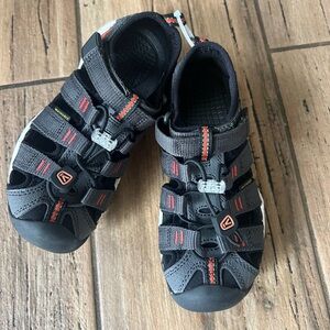 Keen Newport Neo H2 Sandals - Magnet/Spicy Orange Little Boy Size 11